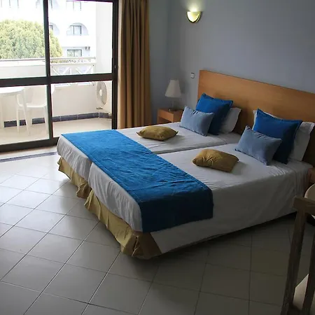 홀리데이파크 Varandas De 4*